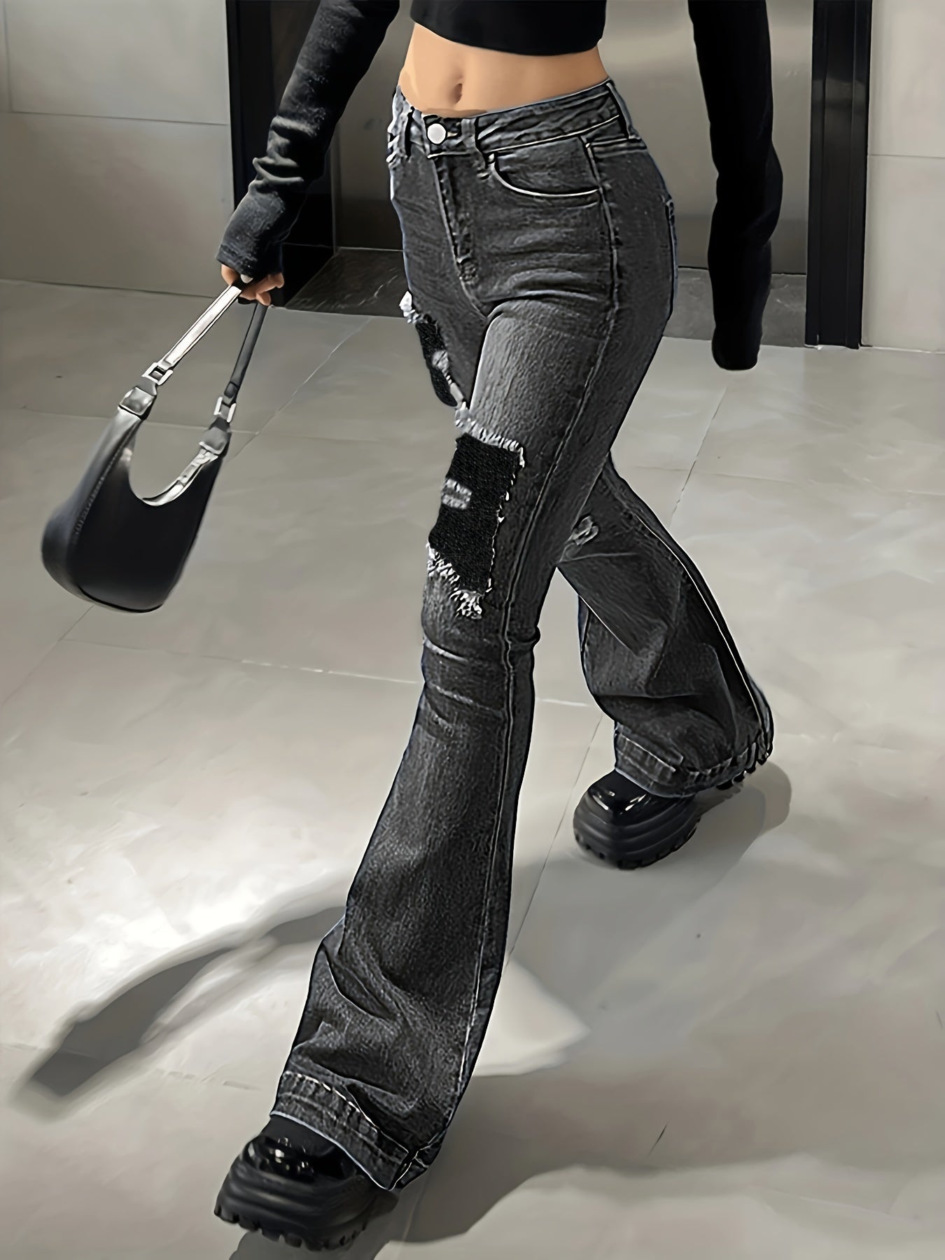 Chic Vintage Flare Jeans