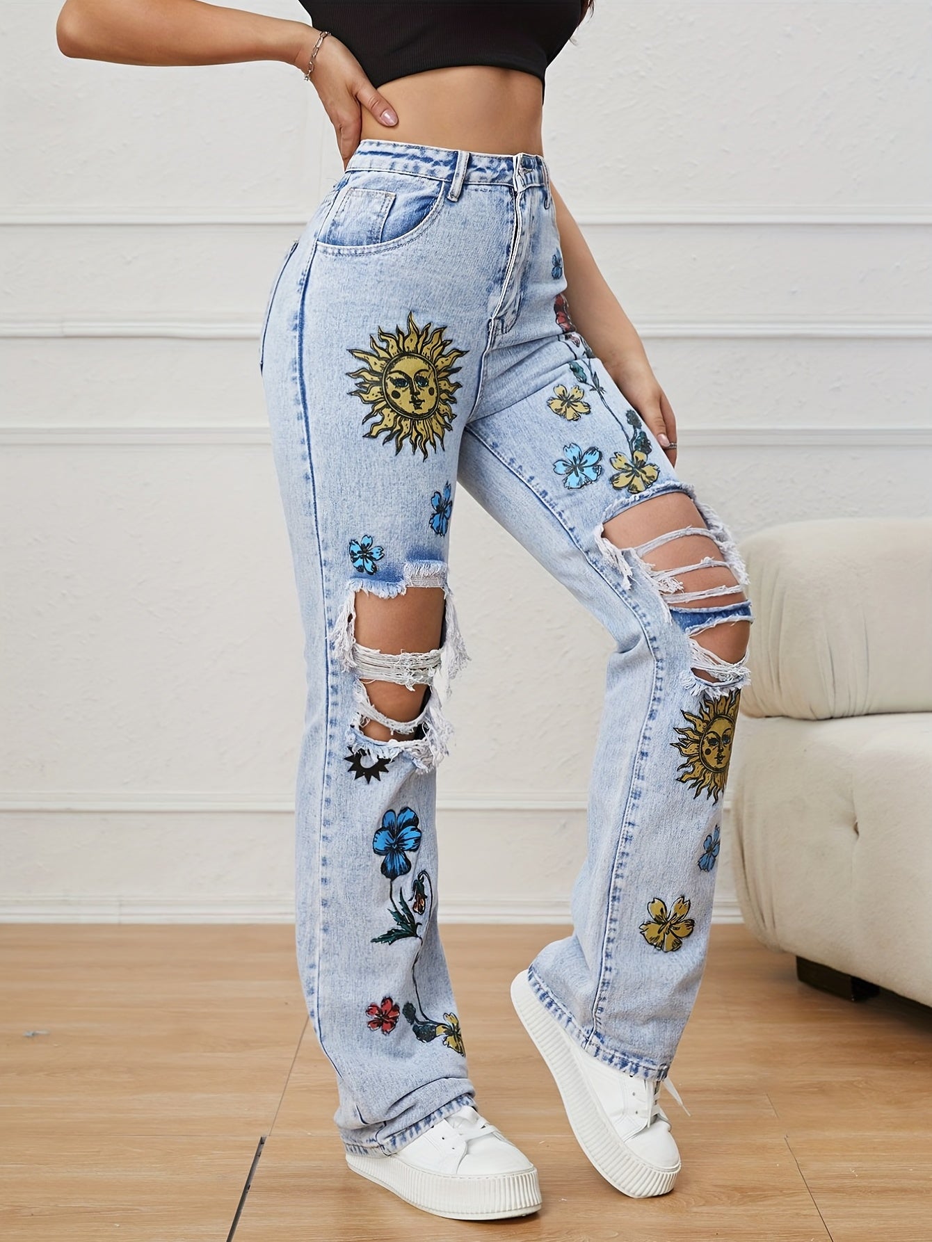 Chic Floral High-Waist Ripped Jeans