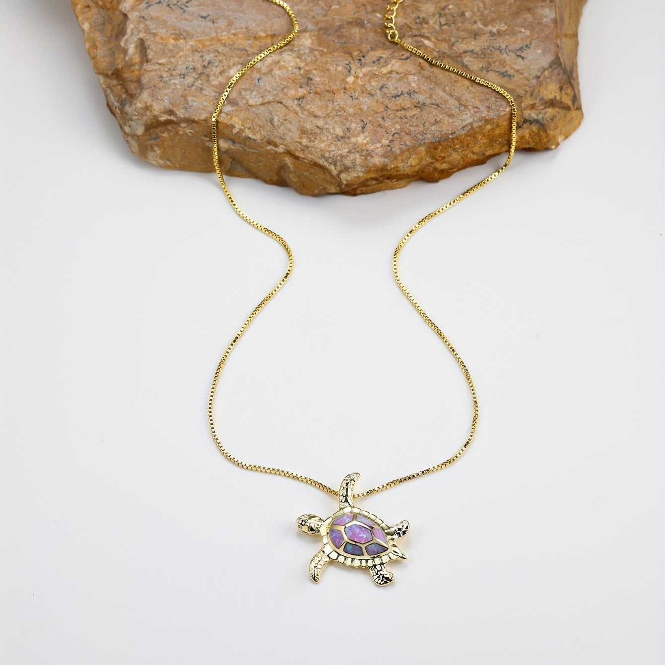 Ocean Turtle Design Pendant Necklace