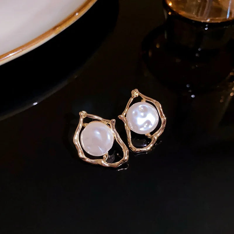 Pearl Earrings Heart Round Stud Earrings