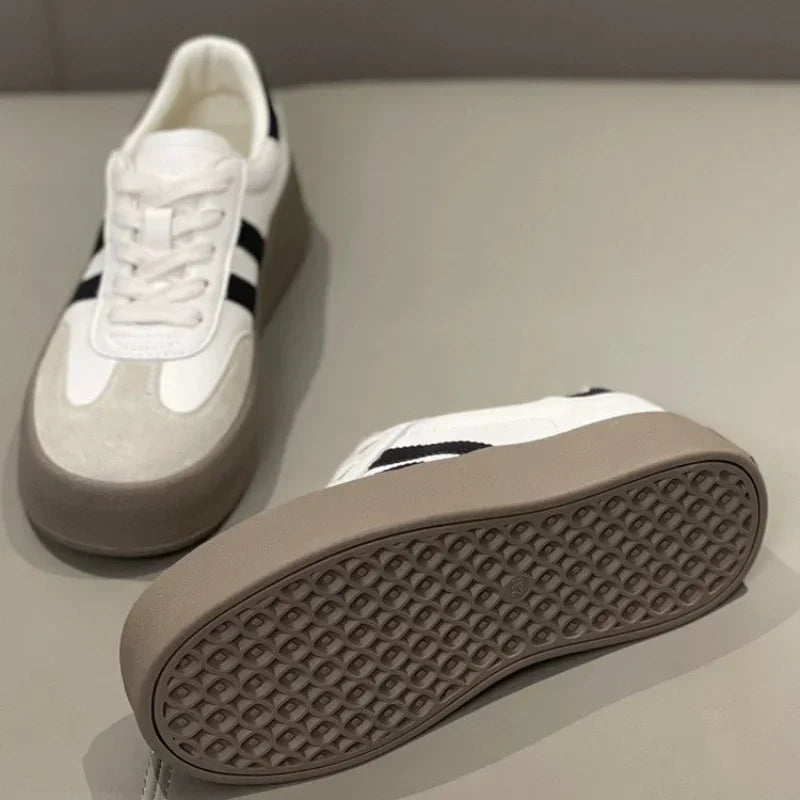 Thick sole casual shoes
