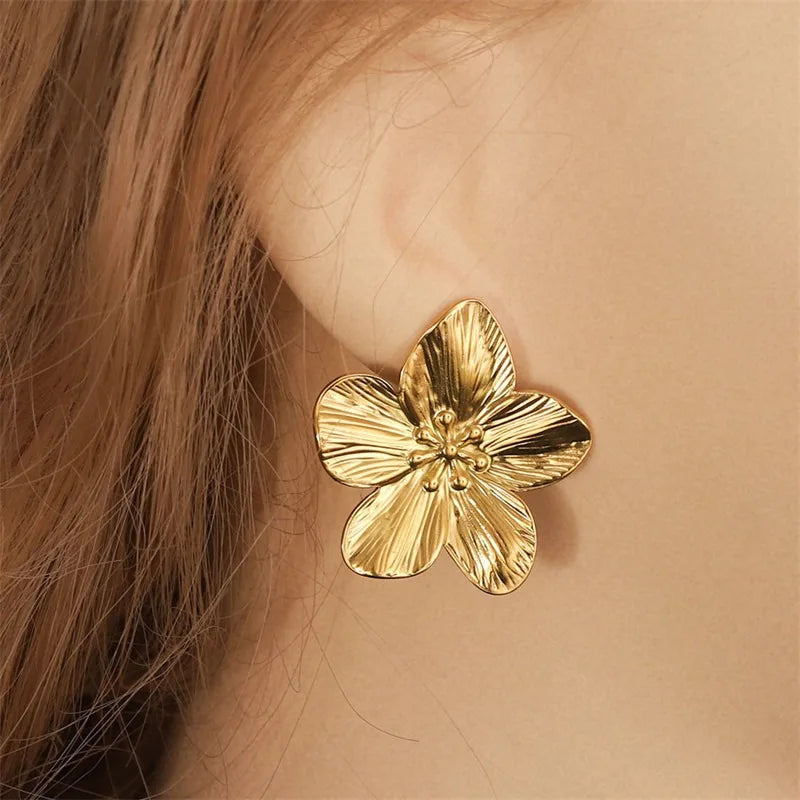 2Pcs  Butterfly Stud Earring, Charm 18K Gold Plated High Quality Statement Waterproof Jewelry Gift