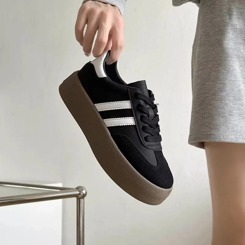 Thick sole casual shoes