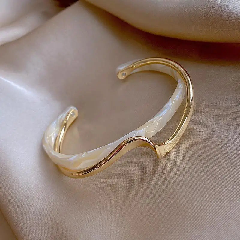 Gold Plated Bracelet, Classic and Simple Style