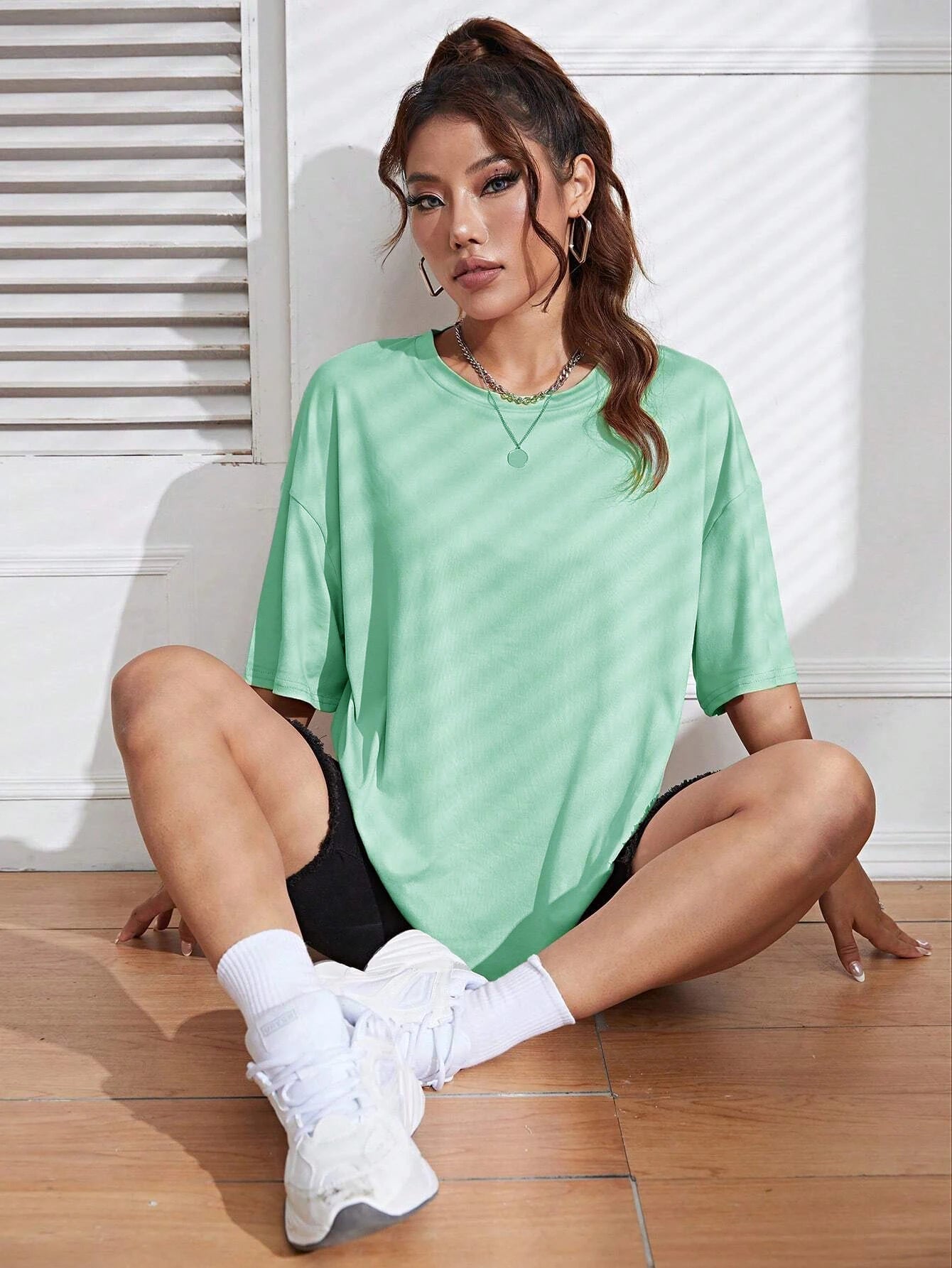 Cotton solid colour T-shirt