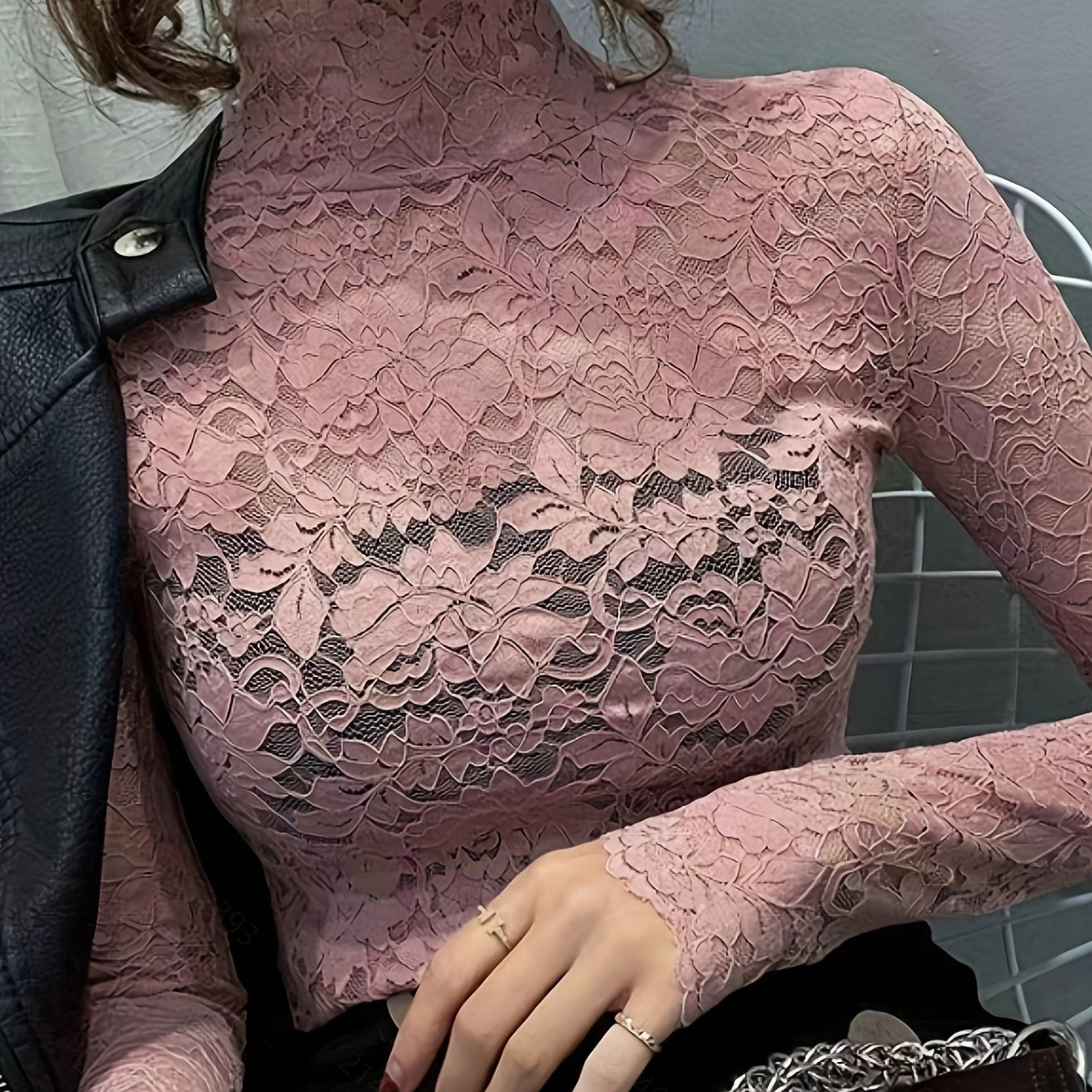 Lace Mock Neck Long Sleeve Slim Fit Top
