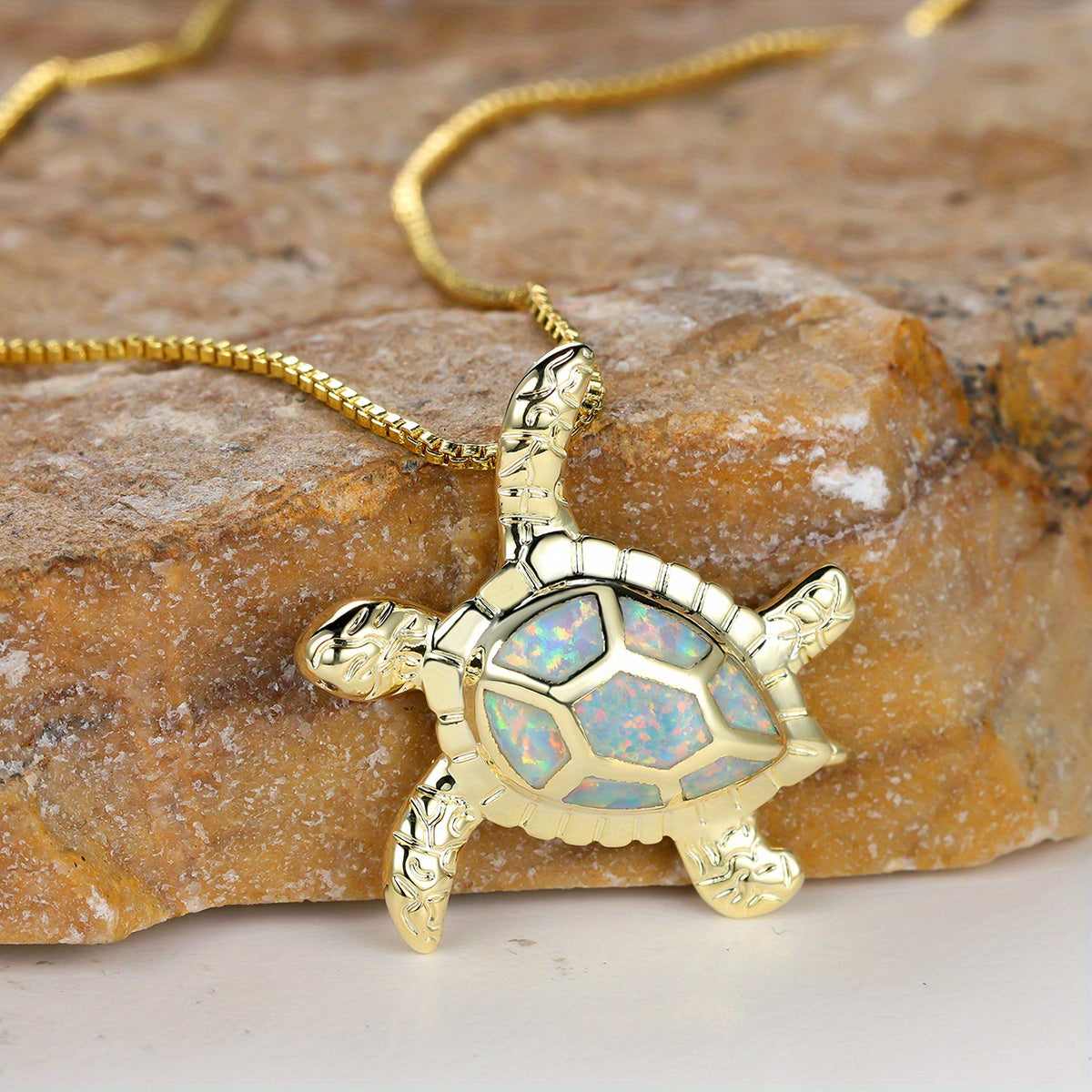 Ocean Turtle Design Pendant Necklace