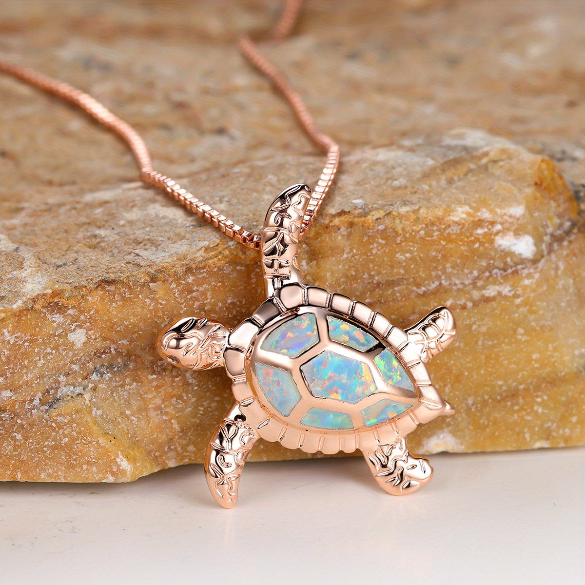Ocean Turtle Design Pendant Necklace